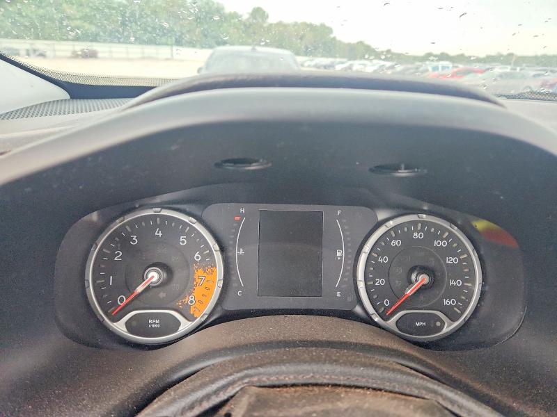 Photo 9 from auction – 2017 JEEP RENEGADE with VIN ZACCJAAB3HPG18371