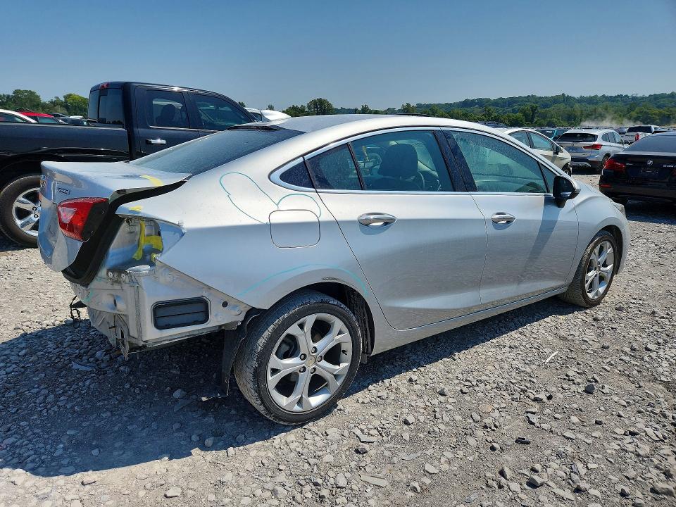Photo 3 from auction – 2018 CHEVROLET CRUZE with VIN 1G1BF5SM0J7177119