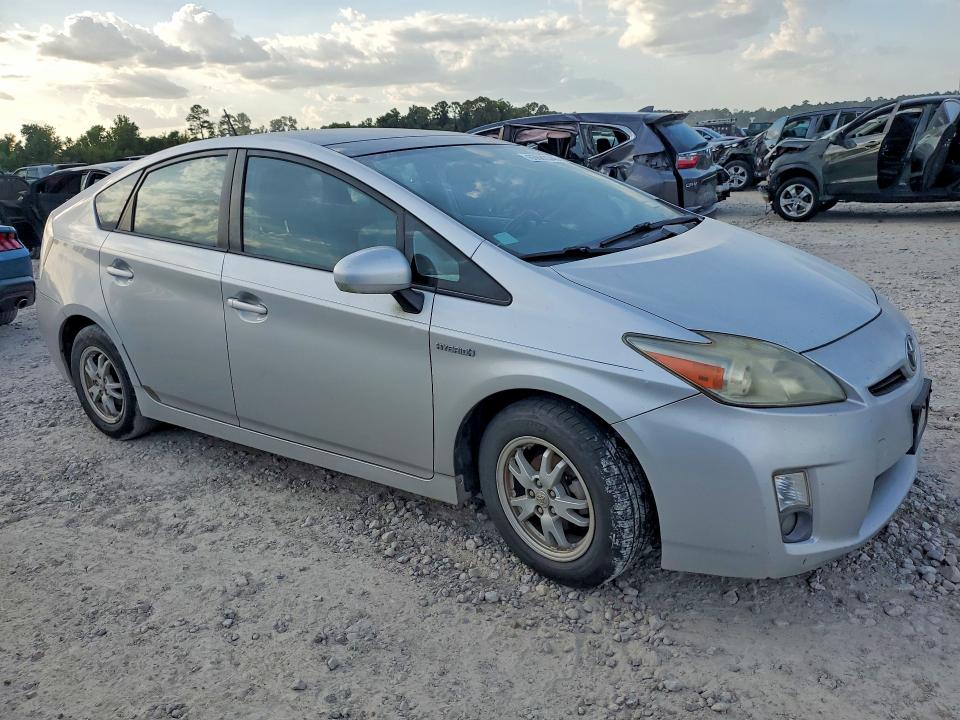 Photo 4 from auction – 2010 TOYOTA PRIUS with VIN JTDKN3DU9A0233725
