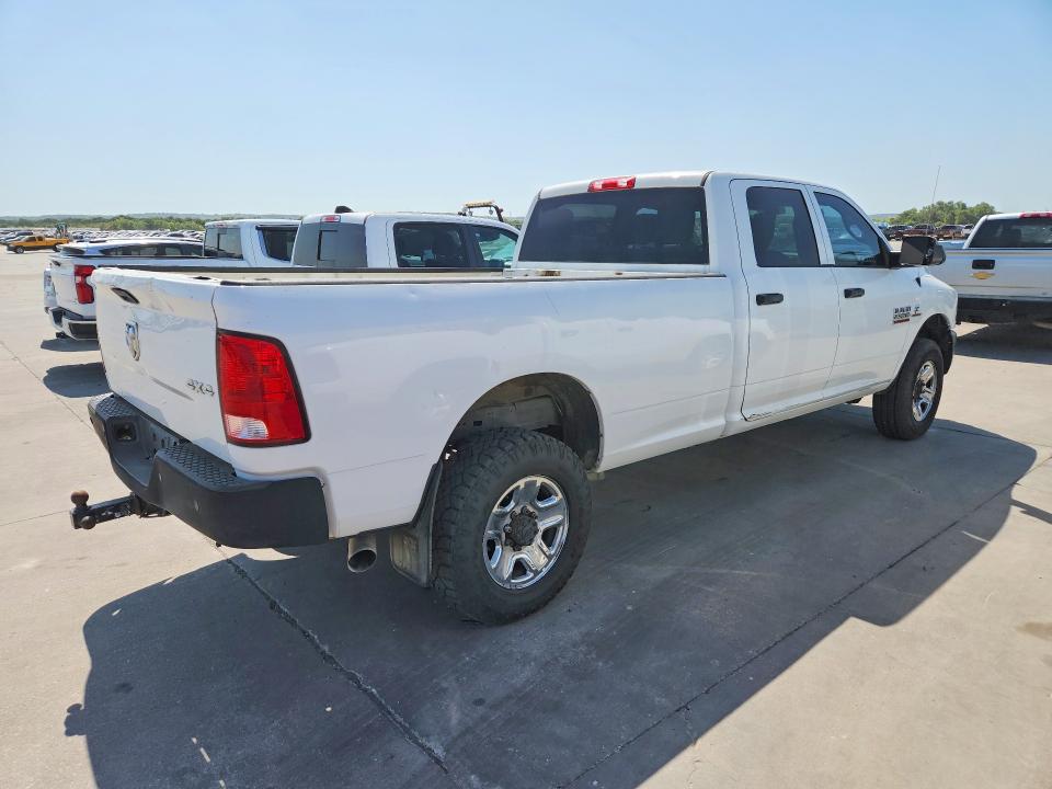 Photo 3 from auction – 2018 RAM 2500 with VIN 3C6UR5HLXJG364742