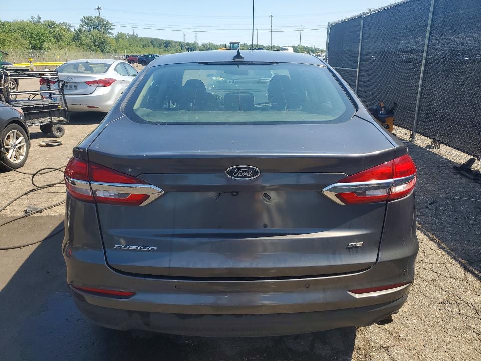 Photo 6 from auction – 2020 FORD FUSION with VIN 3FA6P0HD8LR124864