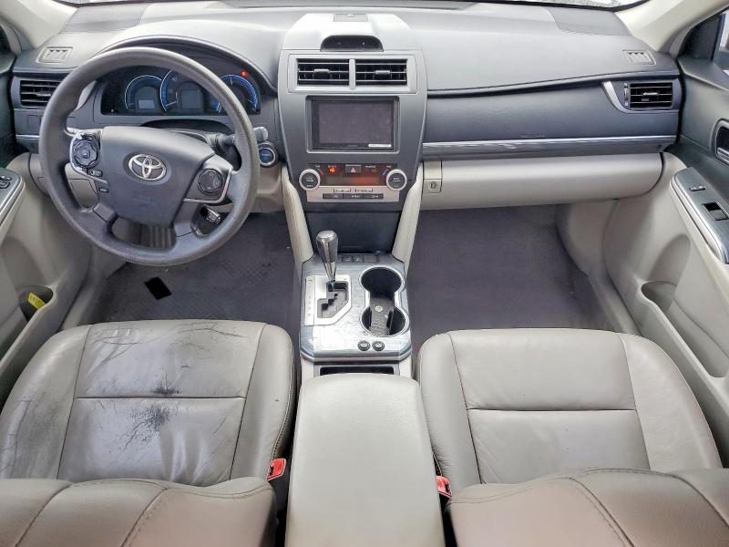 Photo 8 from auction – 2014 TOYOTA CAMRY HYBRID with VIN 4T1BD1FK8EU128610