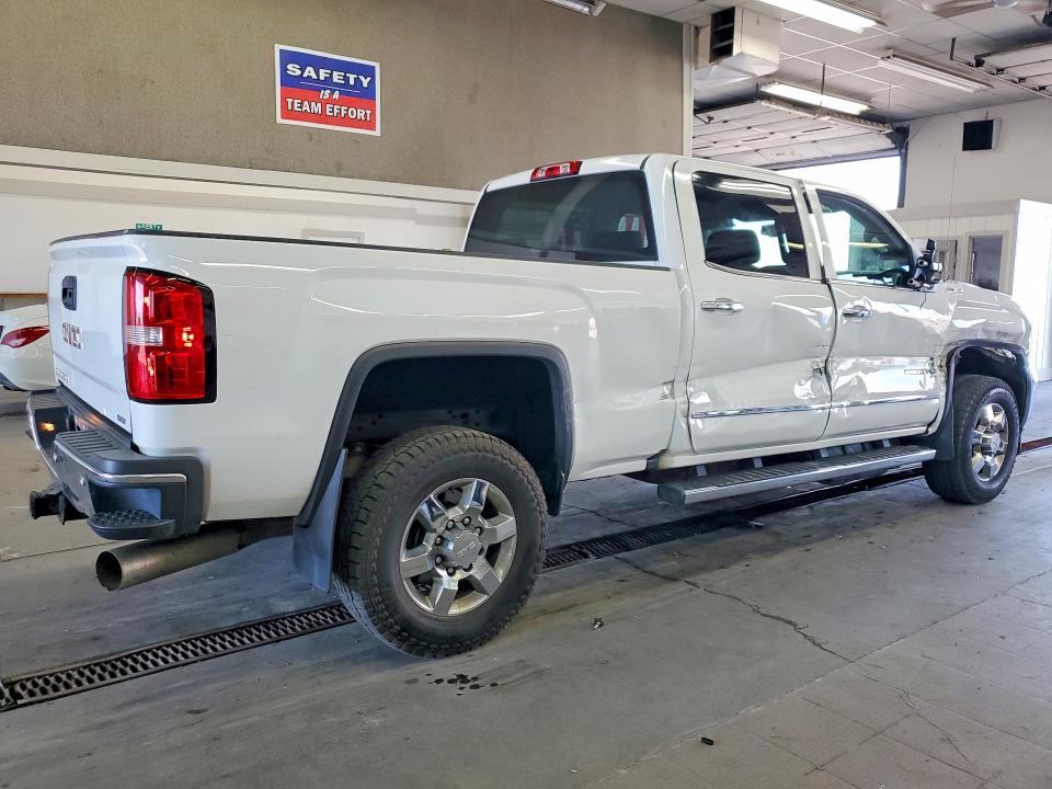 Photo 3 from auction – 2019 GMC SIERRA with VIN 1GT12REY7KF228191