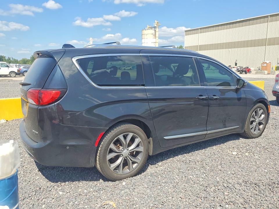Zdjęcie 3 z aukcji – 2017 CHRYSLER PACIFICA z VIN 2C4RC1GG8HR643382