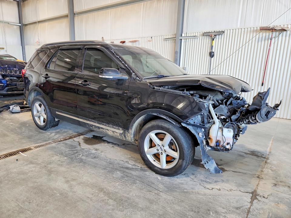 Photo 4 from auction – 2016 FORD EXPLORER with VIN 1FM5K8D88GGC02693