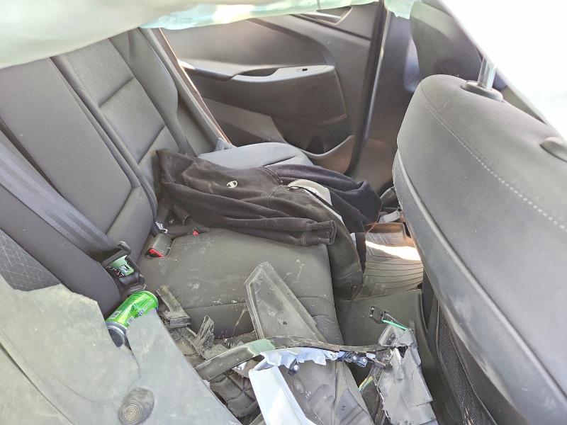 Photo 11 from auction – 2017 HYUNDAI TUCSON with VIN KM8J3CA42HU562903