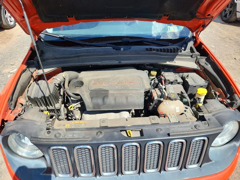 Photo 12 from auction – 2017 JEEP RENEGADE with VIN ZACCJAAB2HPE83576