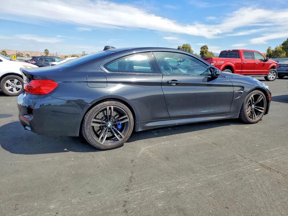 Photo 3 from auction – 2016 BMW M4 with VIN WBS3R9C5XGK337958