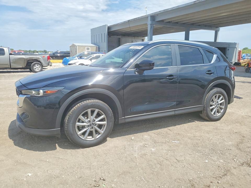 MAZDA CX-5 2022 with VIN JM3KFBCM4N1547928 - Photo from auction