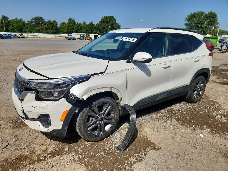 KIA SELTOS 2021 with VIN KNDEU2AA1M7115801 - Photo from auction