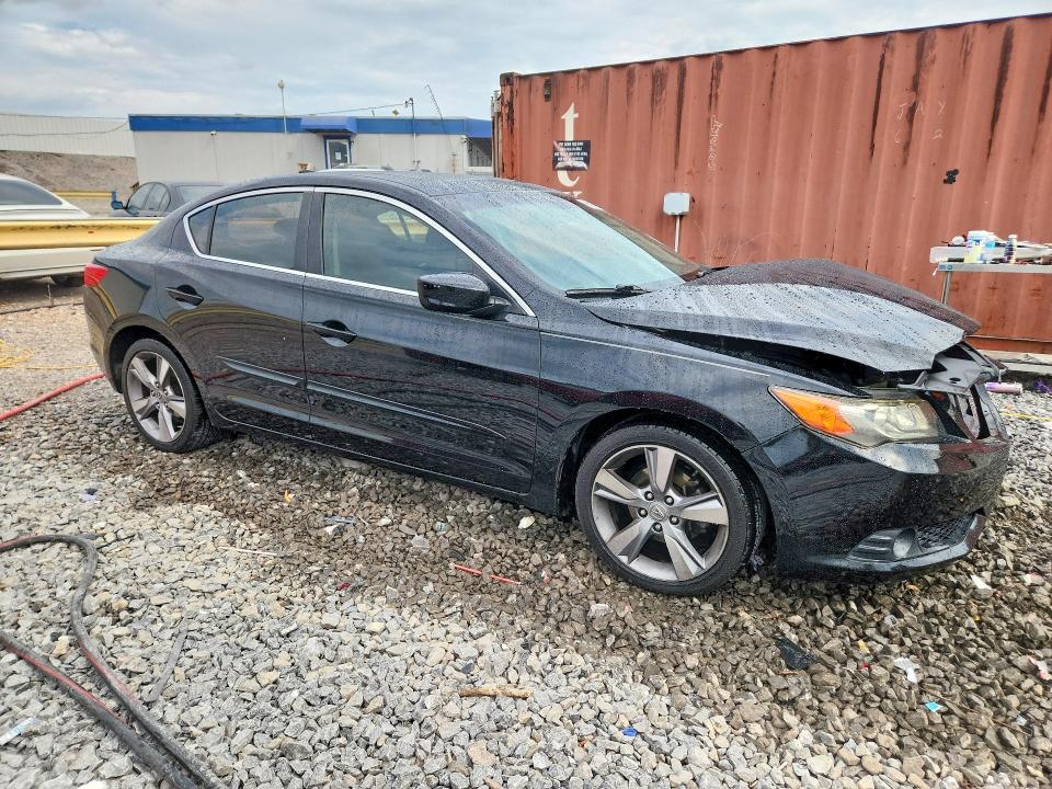 Zdjęcie 4 z aukcji – 2013 ACURA ILX z VIN 19VDE1F75DE013815