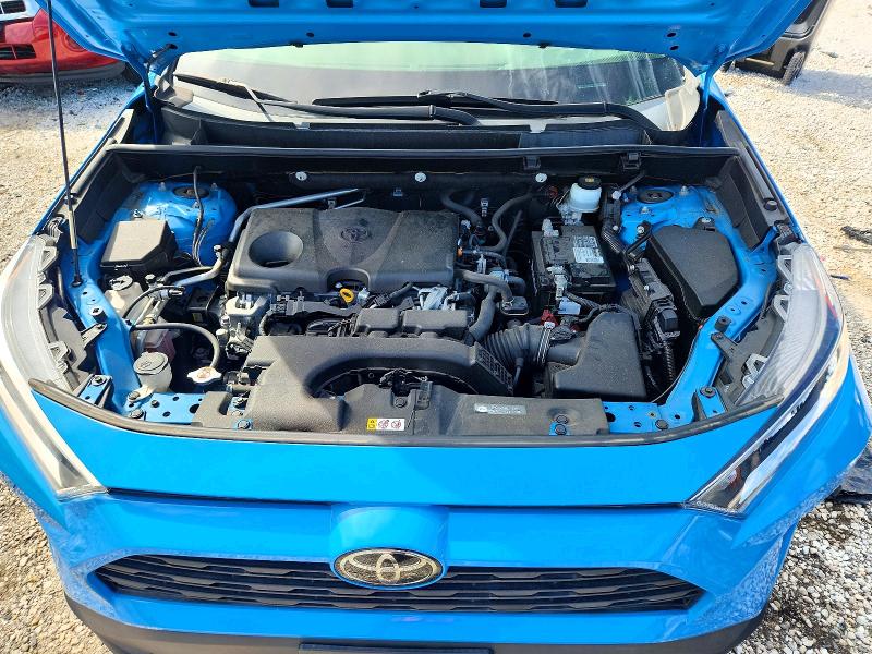 Photo 12 from auction – 2019 TOYOTA RAV4 with VIN JTMP1RFV8KJ014812