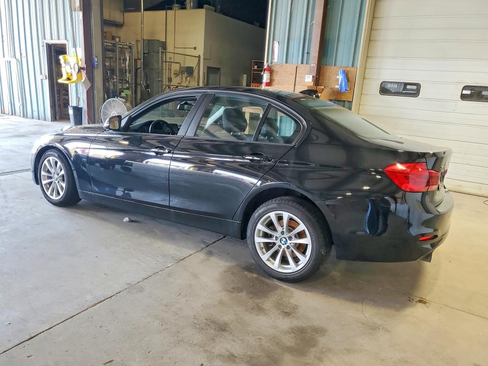 Photo 2 from auction – 2016 BMW 320 with VIN WBA8A3C57GK690379