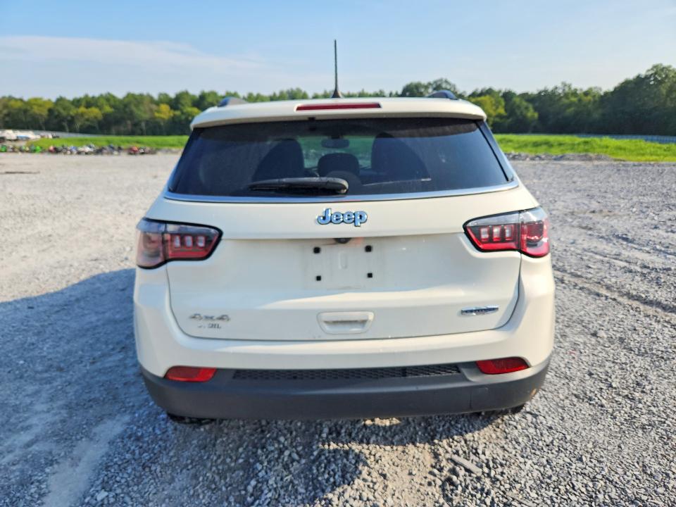 Снимка 6 от търг – 2021 JEEP COMPASS с VIN 3C4NJDBB6MT503047