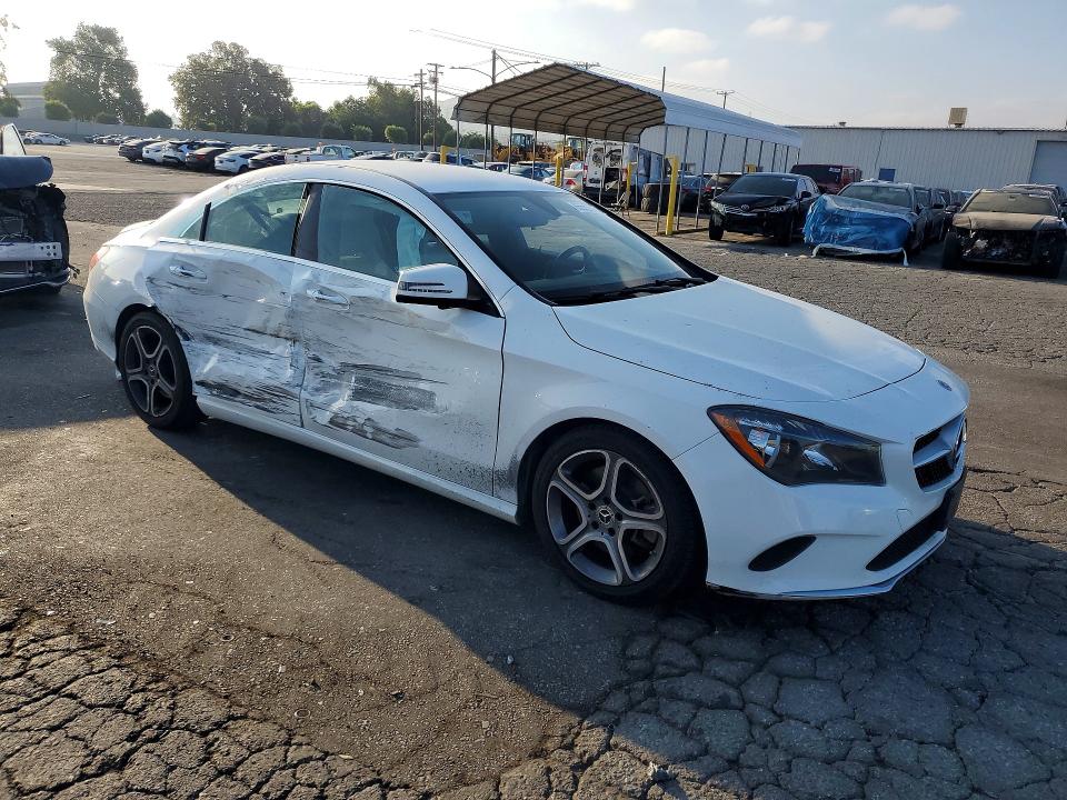 Photo 4 from auction – 2018 MERCEDES-BENZ CLA with VIN WDDSJ4EB6JN683338