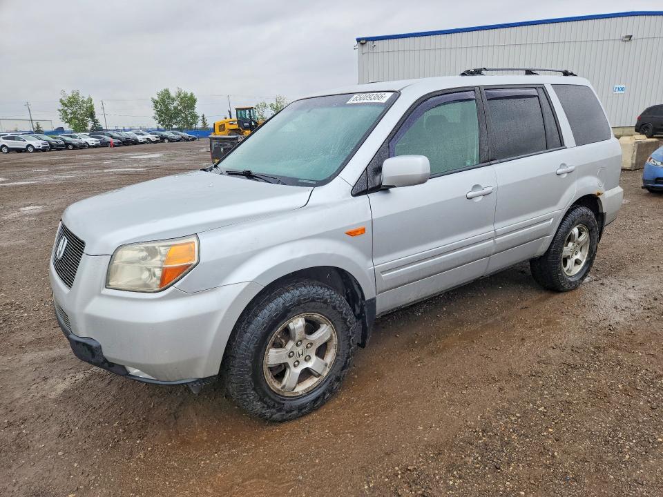 HONDA PILOT 2007 с VIN 2HKYF18427H002702 - Фото с аукциона