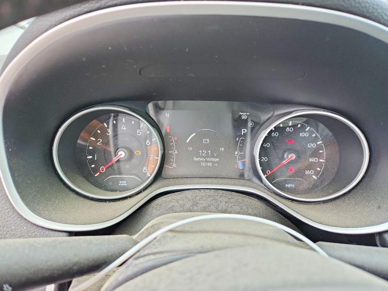 Photo 9 from auction – 2018 JEEP COMPASS with VIN 3C4NJDBB2JT394386