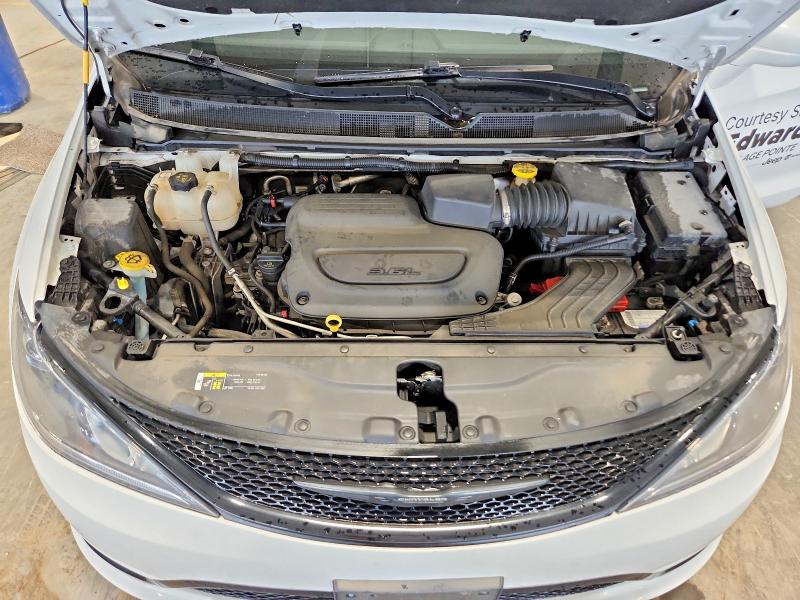 Photo 12 from auction – 2020 CHRYSLER PACIFICA with VIN 2C4RC1FG0LR224145
