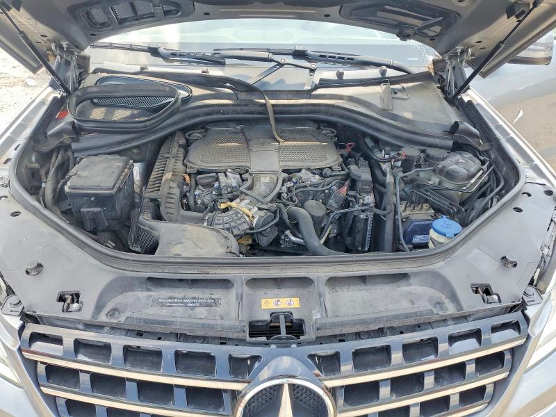 Photo 11 from auction – 2015 MERCEDES-BENZ ML with VIN 4JGDA5JB9FA453740