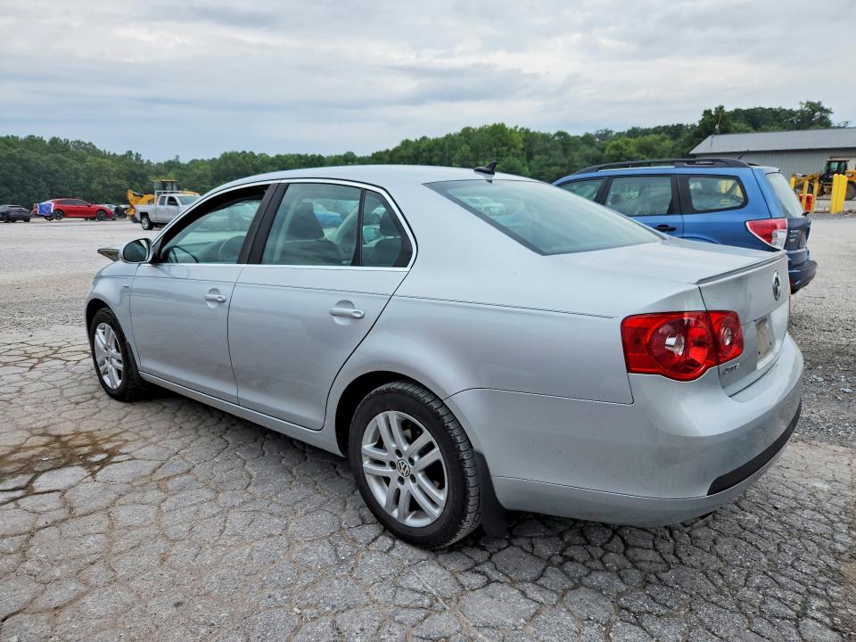 Photo 2 from auction – 2006 VOLKSWAGEN JETTA with VIN 3VWCT71K16M850302