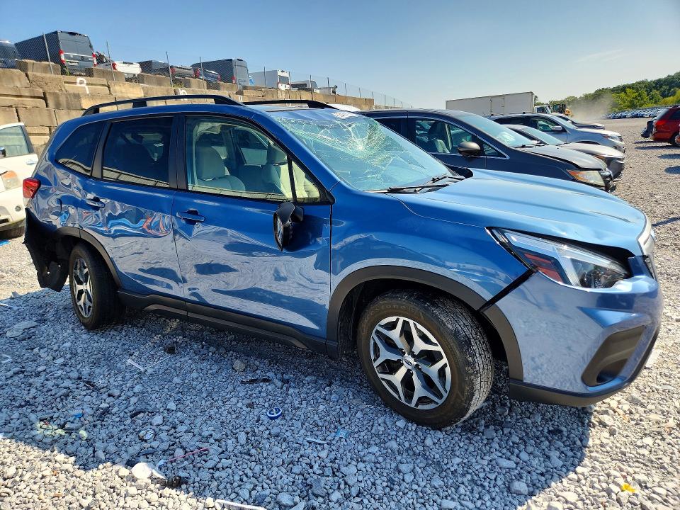 Снимка 4 от търг – 2021 SUBARU FORESTER с VIN JF2SKAFC3MH457548