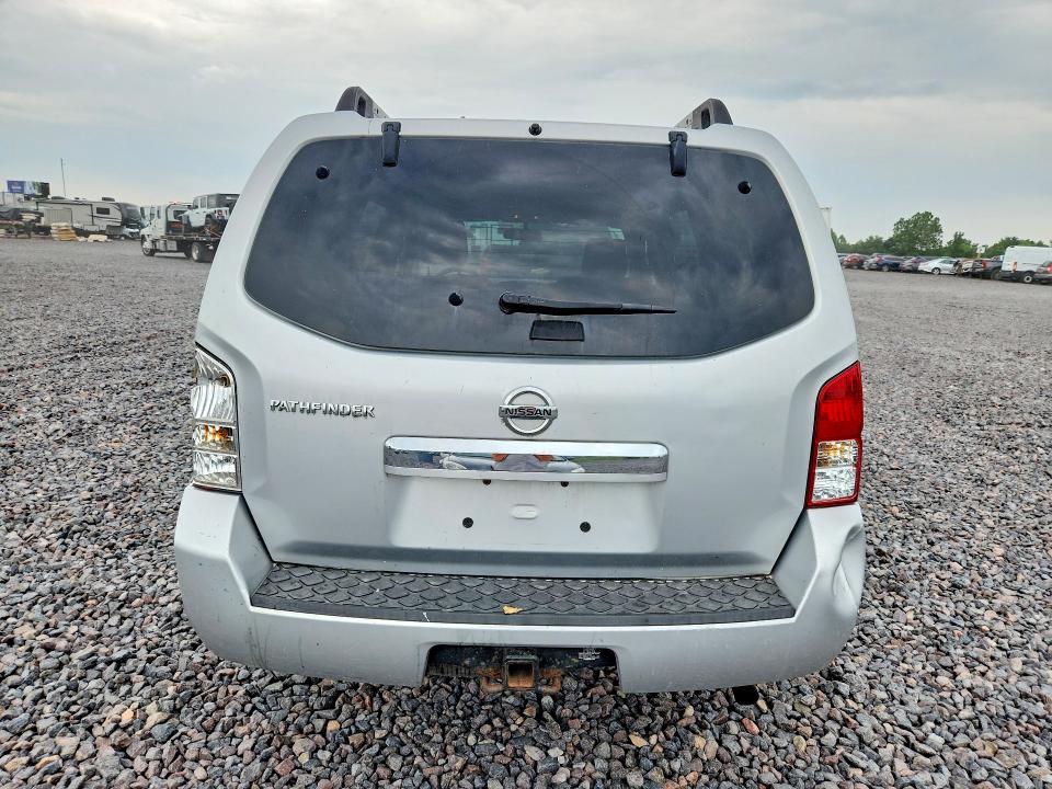 Photo 6 from auction – 2011 NISSAN PATHFINDER with VIN 5N1AR1NB2BC618136
