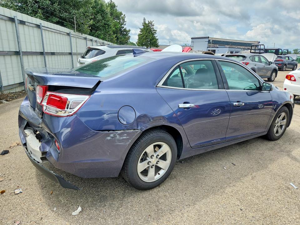 Photo 3 from auction – 2015 CHEVROLET MALIBU with VIN 1G11C5SL3FF186180