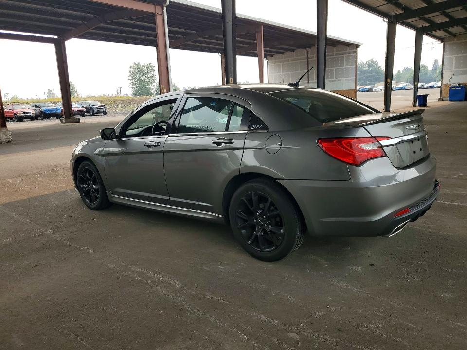 Photo 2 from auction – 2013 CHRYSLER 200 with VIN 1C3CCBCG6DN719663