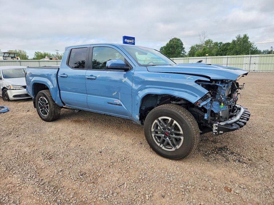 Photo 4 from auction – 2026 TOYOTA TACOMA with VIN 3TMLB5JN2TM210051