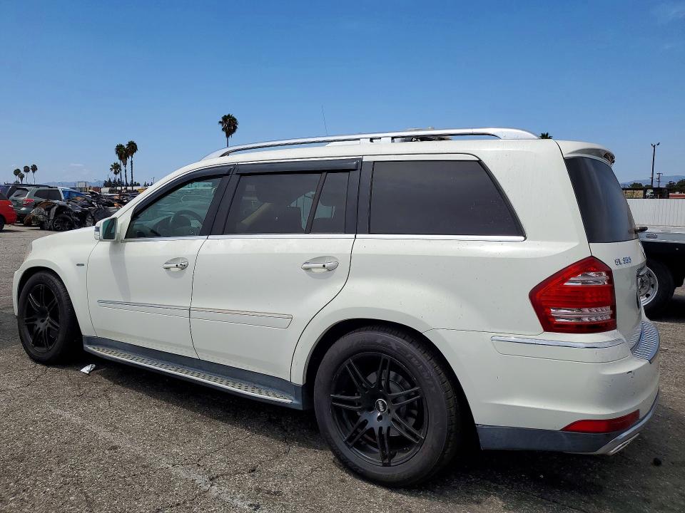 Photo 2 from auction – 2012 MERCEDES-BENZ GL with VIN 4JGBF2FE2CA784164