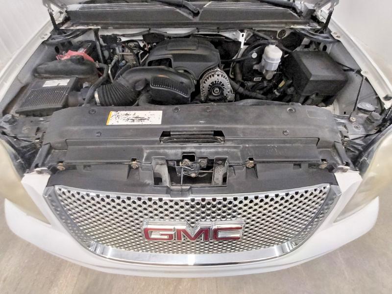 Photo 12 from auction – 2009 GMC YUKON XL with VIN 1GKFK06219J112962