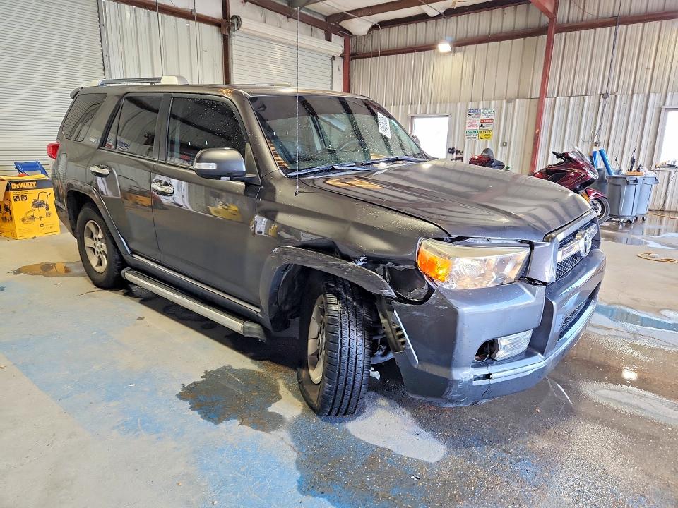 Photo 4 from auction – 2011 TOYOTA 4RUNNER with VIN JTEZU5JR3B5015194