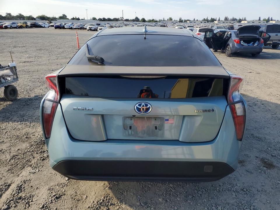 Photo 6 from auction – 2016 TOYOTA PRIUS with VIN JTDKBRFU1G3015018