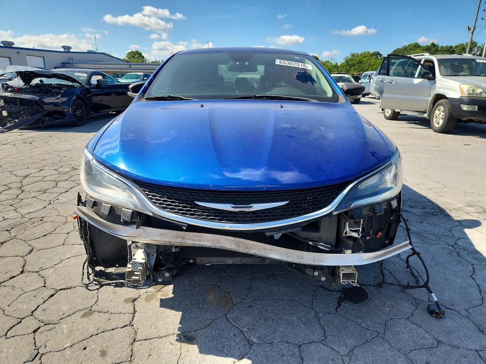 Photo 5 from auction – 2017 CHRYSLER 200 with VIN 1C3CCCAB2HN509905
