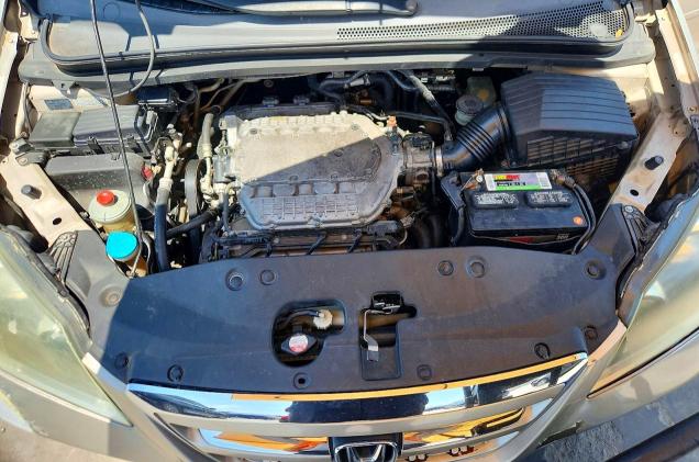 Photo 12 from auction – 2006 HONDA ODYSSEY with VIN 5FNRL38726B073396