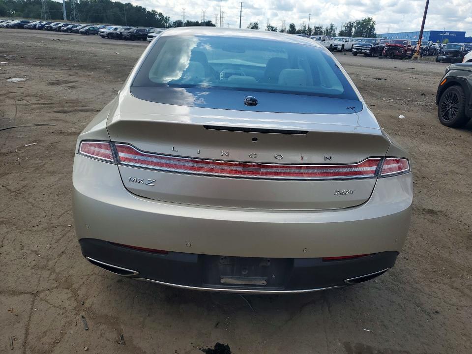 Photo 6 from auction – 2017 LINCOLN MKZ with VIN 3LN6L5A96HR612996