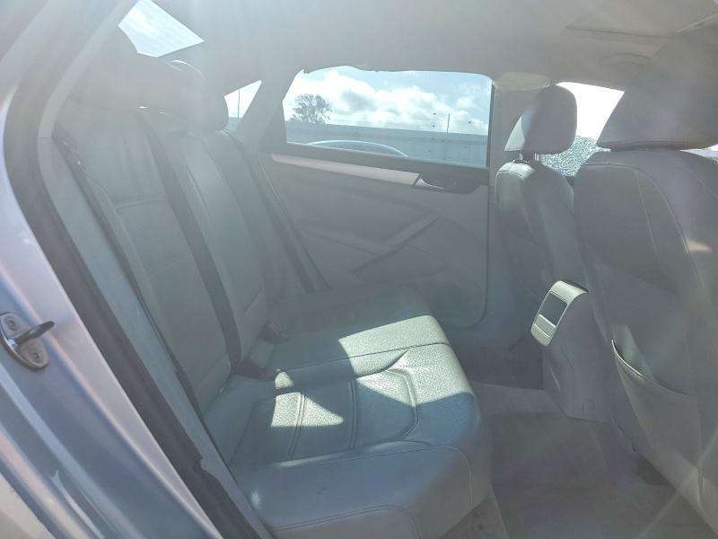 Photo 10 from auction – 2012 VOLKSWAGEN PASSAT with VIN 1VWBH7A33CC106090