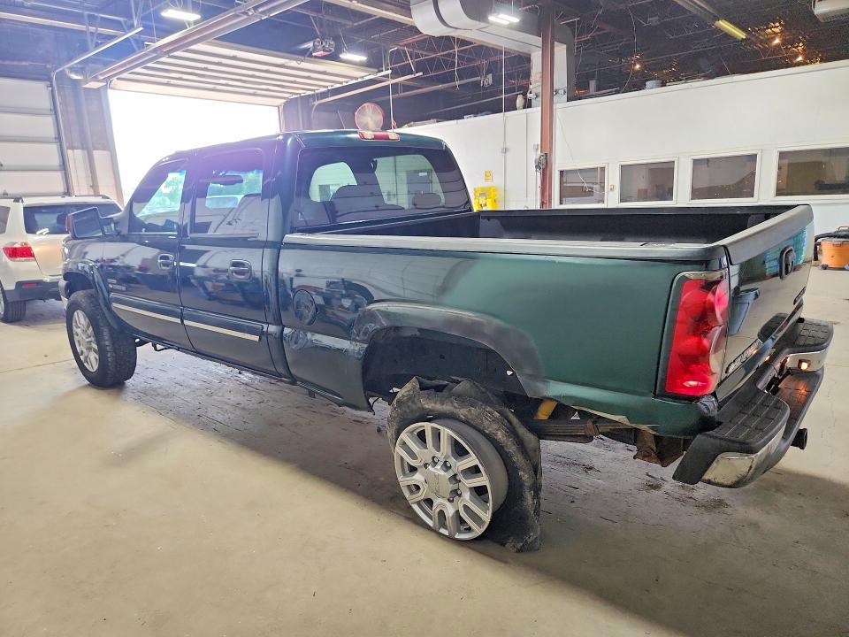 Zdjęcie 2 z aukcji – 2004 CHEVROLET SILVERADO z VIN 1GCHK23294F260504