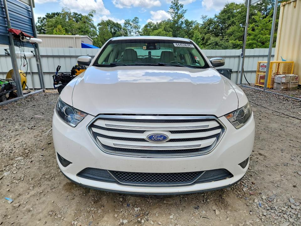 Photo 5 from auction – 2018 FORD TAURUS with VIN 1FAHP2F82JG135437