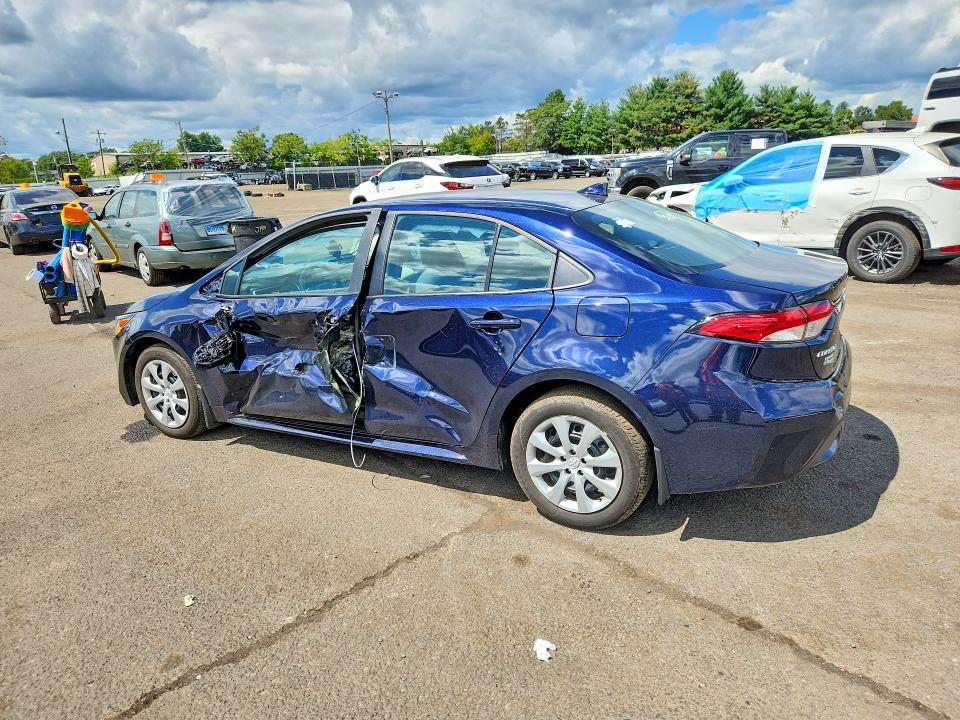 Photo 2 from auction – 2022 TOYOTA COROLLA with VIN 5YFEPMAEXNP364216