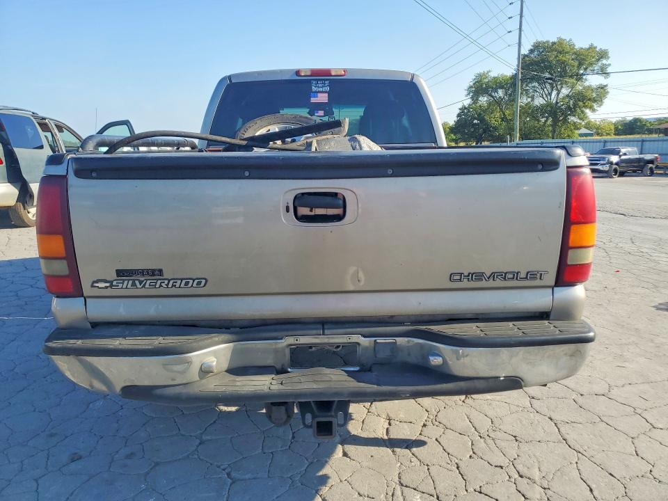 Photo 6 from auction – 2000 CHEVROLET SILVERADO with VIN 2GCEC19T0Y1198756