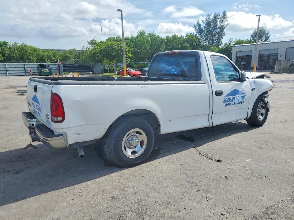 Foto 3 de la subasta – 2000 FORD F150 con VIN 1FTZF1724YNB30252