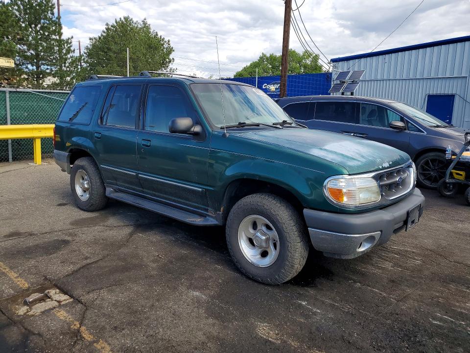 Photo 4 from auction – 2000 FORD EXPLORER with VIN 1FMDU73E6YZB45987