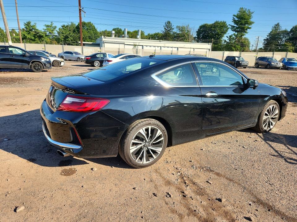 Photo 3 from auction – 2017 HONDA ACCORD with VIN 1HGCT1B81HA004529