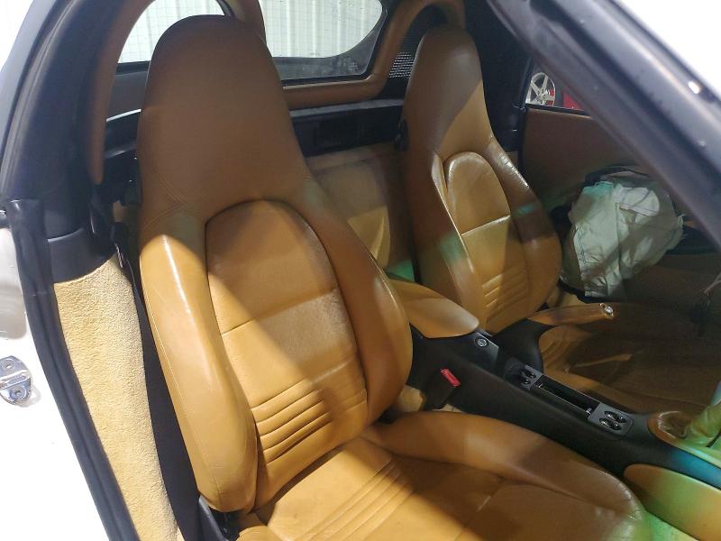 Photo 10 from auction – 2004 PORSCHE BOXSTER with VIN WP0CA298X4U621145