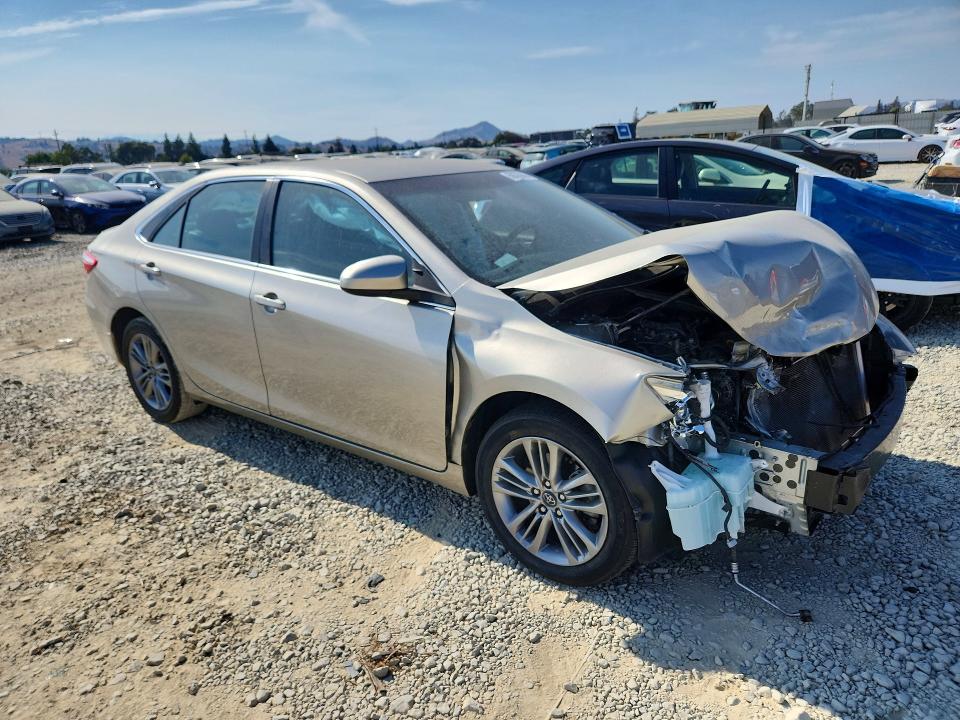 Photo 4 from auction – 2017 TOYOTA CAMRY with VIN 4T1BF1FK4HU388274