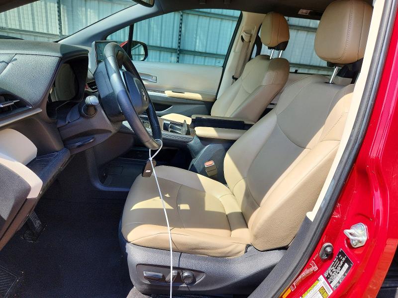 Photo 7 from auction – 2021 TOYOTA SIENNA with VIN 5TDYRKEC5MS005205