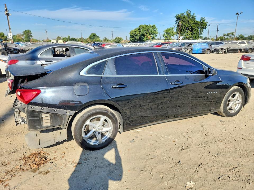 Photo 3 from auction – 2017 CHEVROLET MALIBU with VIN 1G1ZB5ST9HF200480