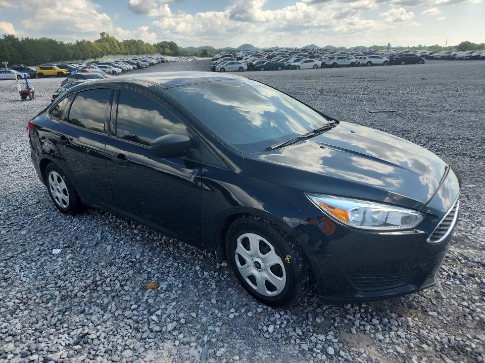 Photo 4 from auction – 2016 FORD FOCUS with VIN 1FADP3E26GL313416