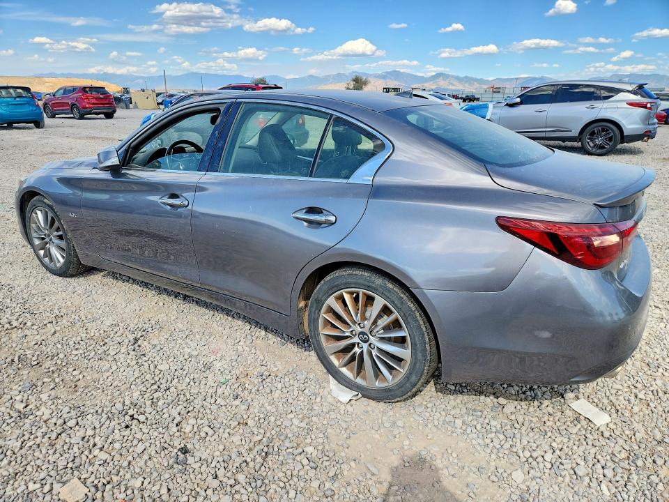 Photo 2 from auction – 2018 INFINITI Q50 with VIN JN1EV7AR2JM444197